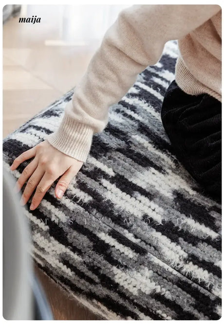 MISTYWOOD Circular Knitted Living Room Cushion from MISTYWOOD