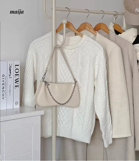 Marshall Load-Bearing Coat Hanger with Basket from AI