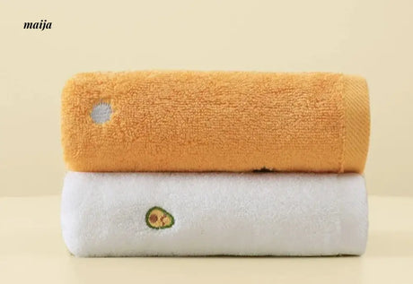 NUANYOU Strawberry Soft Cotton Face Towel from maija