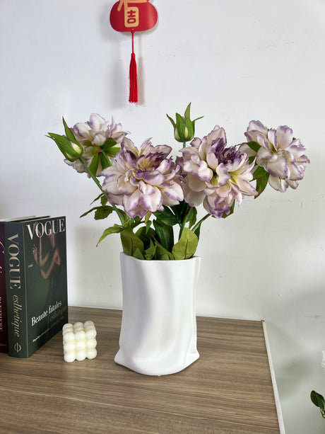 NICEMOON Mia Nordic Ceramic Accent Piece from NICEMOON