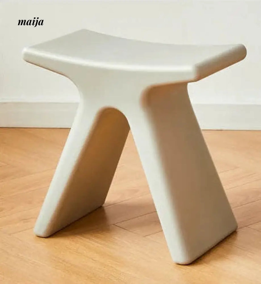 Pastel Shoe Changing Bench from maija