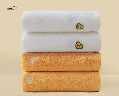 NUANYOU Strawberry Soft Cotton Face Towel from maija