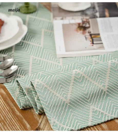 MAN YUE HOME Retro Tablecloth with High-Quality Cotton Linen Finish from MAN YUE HOME