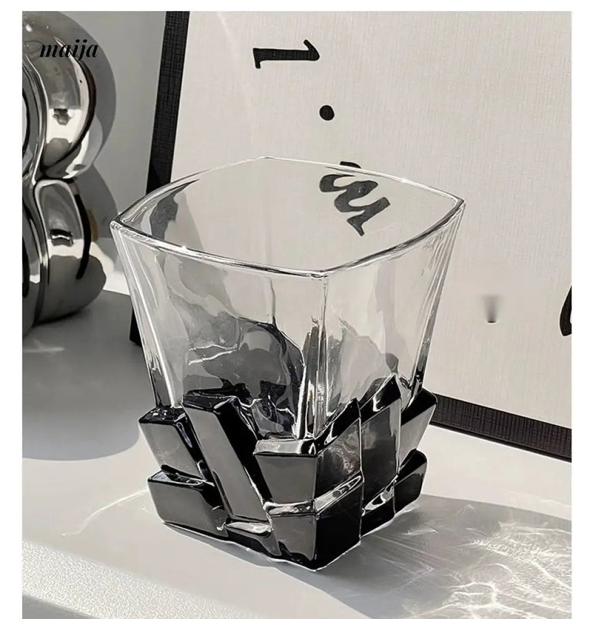 BANKE Small Design Wineglass with Gem from BANKE