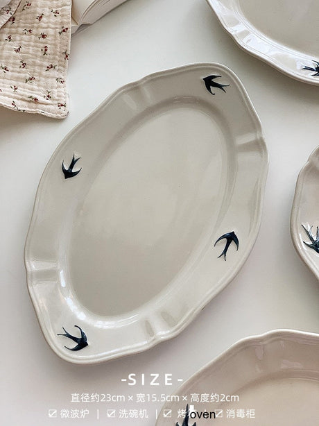 YASUKI Hiroshi Elegant Hand-Painted Ceramic Dish from YASUKI