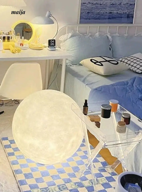 Moon Lamp from Yijing