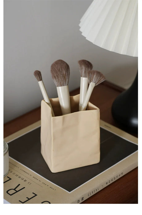 LENYVASEN Caspian Stationery Storage Brush Holder from LENYVASEN