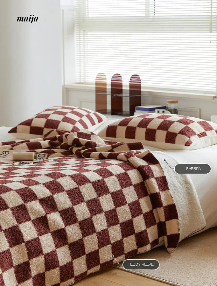 Chessboard Fleece Throw from REWER