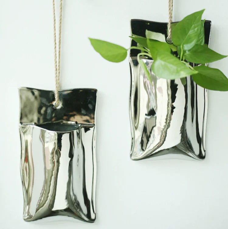 LENYVASEN Aria Wall-Mounted Hydroponic Vase from LENYVASEN