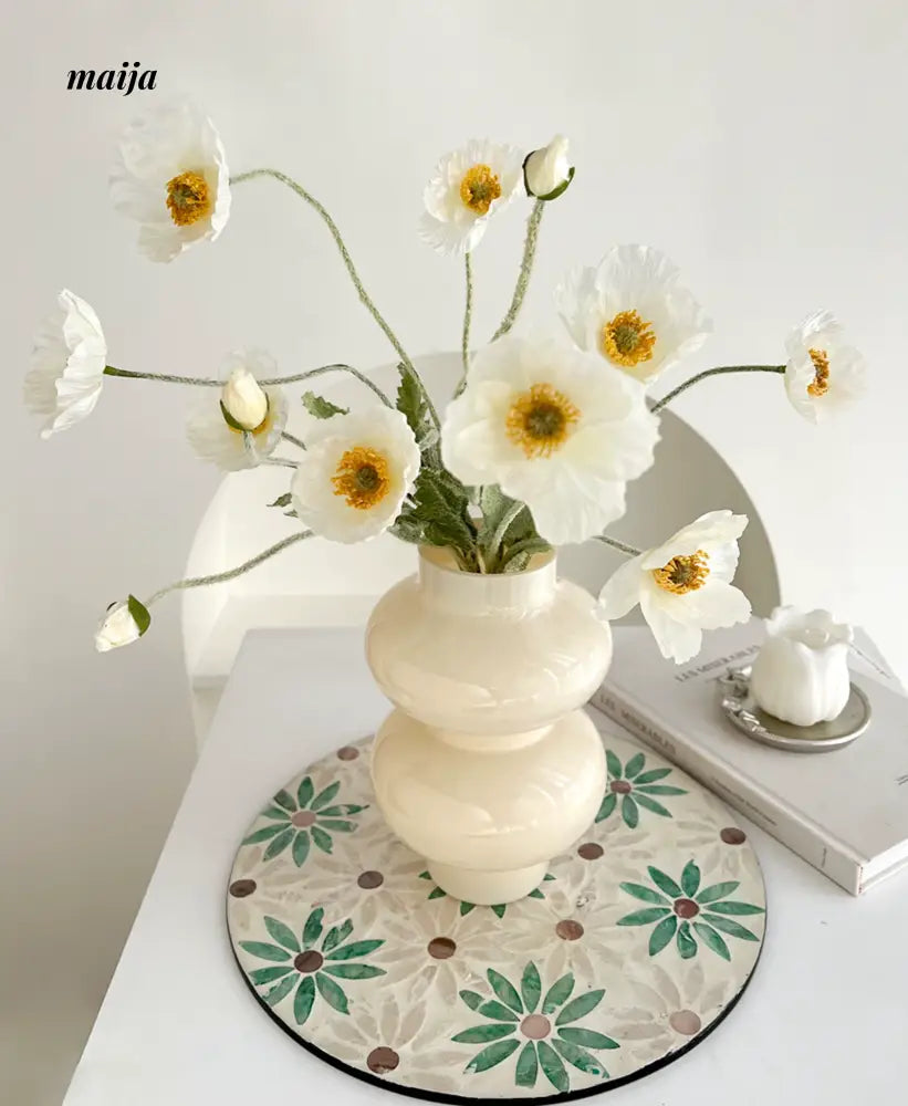 LIVETAI Glossy Milky Cream Vase from maija