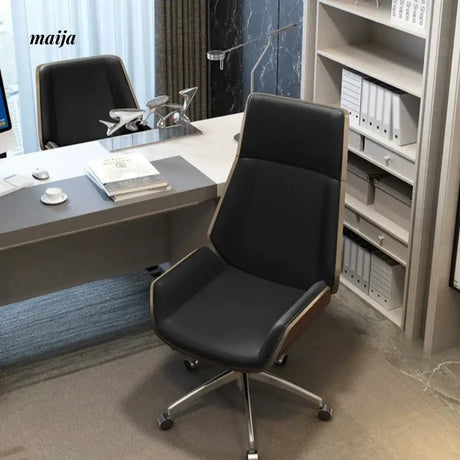 Carlinville Minimalistic Office Chair from maija