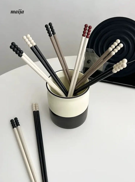 LIVETAI Light Luxury Sugar Gourd Alloy Chopstick Set from maija