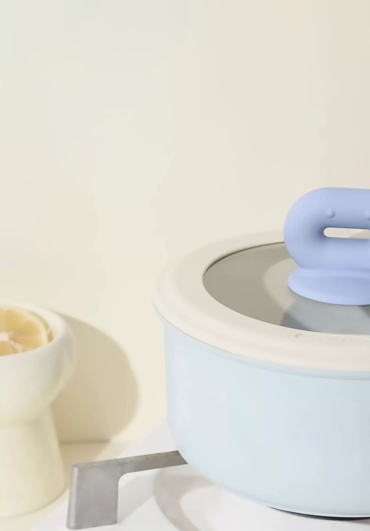 Pastel Blue Milk Steam Pot from CAROTE