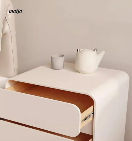 Cassandra Bedside Table from Mufanli