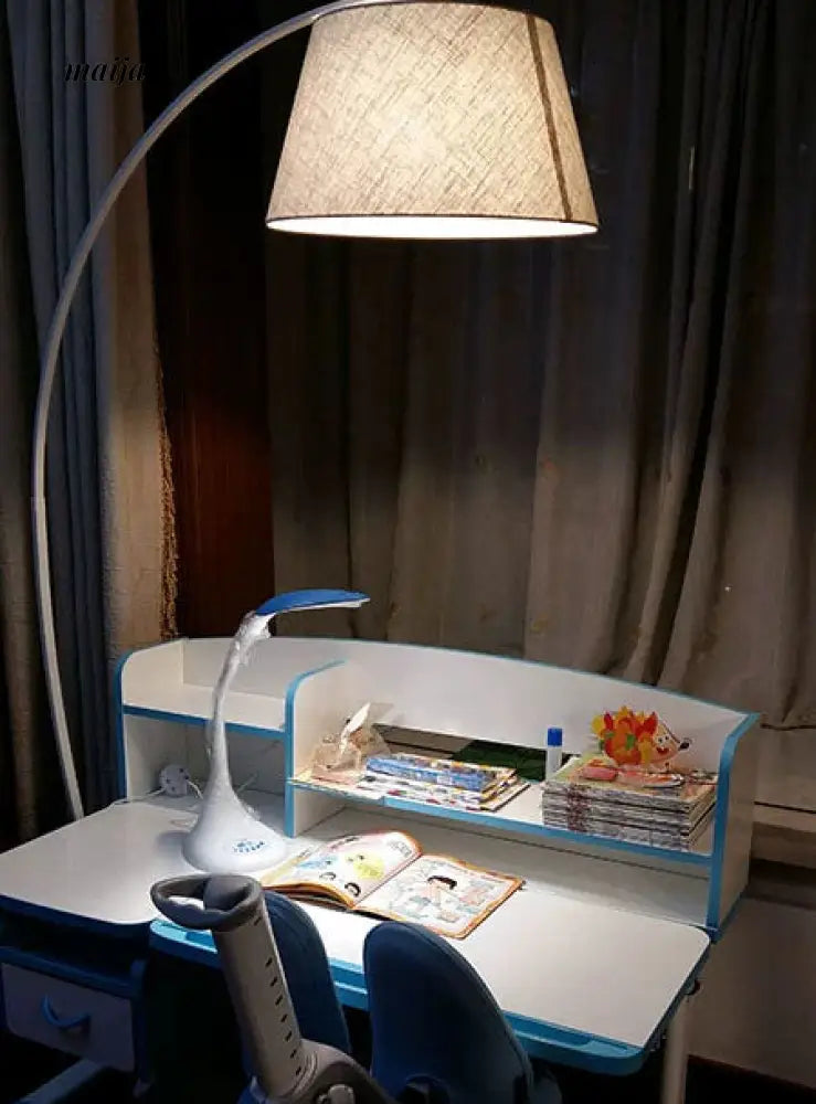 Angelou Lamp from Yijing