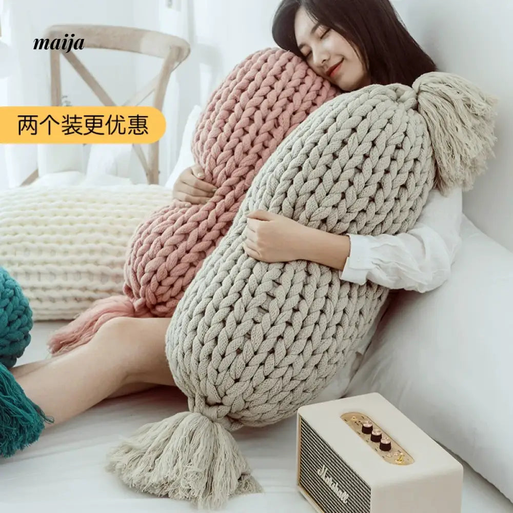 MAN YUE HOME INS Wool Knitted Pillow with Decorative Appeal from MAN YUE HOME