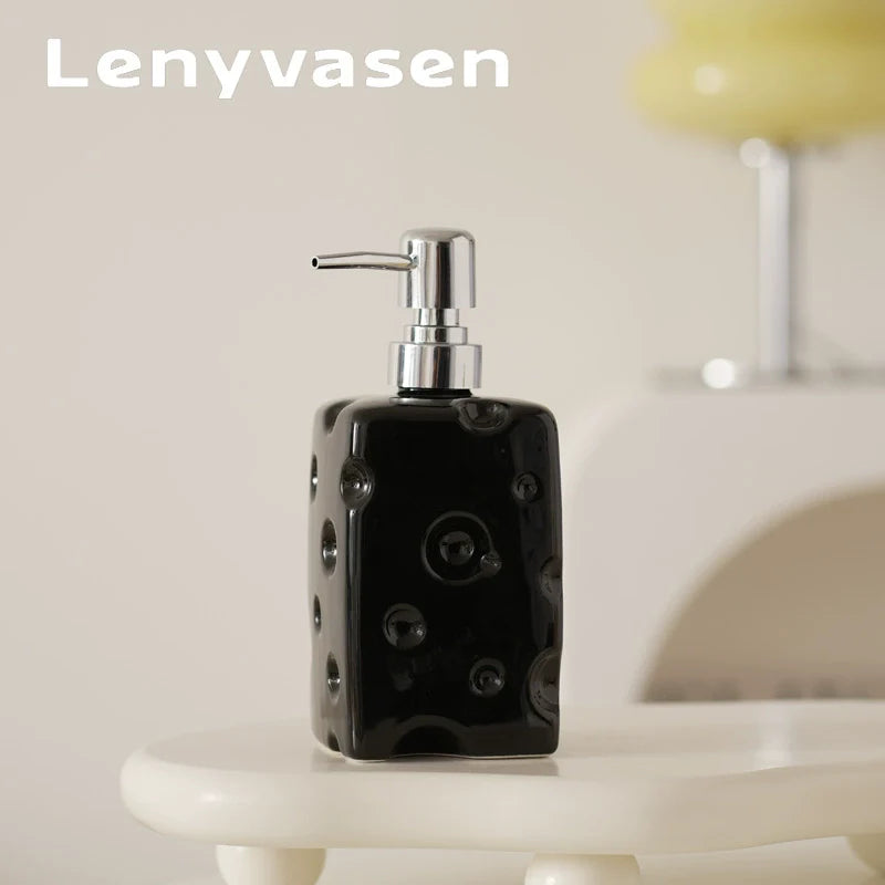 LENYVASEN Soren Shampoo Ceramic Container from LENYVASEN