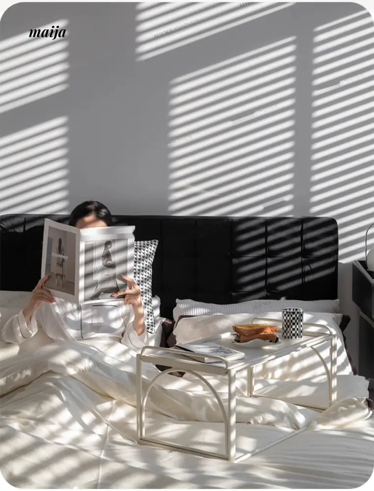 LIVINGPLUS Modern Bay Window Coffee Table from LIVINGPLUS