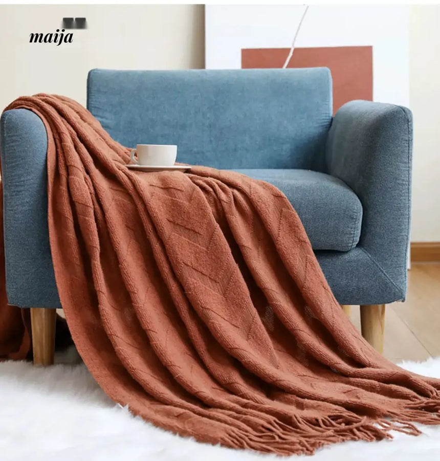 MAN YUE HOME Knitted Sofa with Leisure Duvet and Decorations from MAN YUE HOME