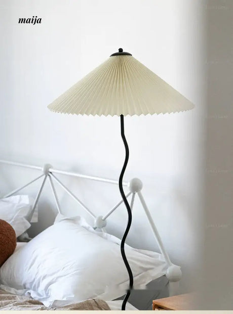 LYNN Minimalistic Umbrella Floor Lamp from Lynn's Lamp