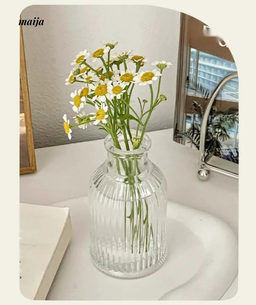 BANKE Retro Glossy Flower-Shaped Small Vase from BANKE