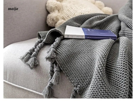 MAN YUE HOME Scandinavian Knitted Duvet with Cotton for Winter Use from MAN YUE HOME