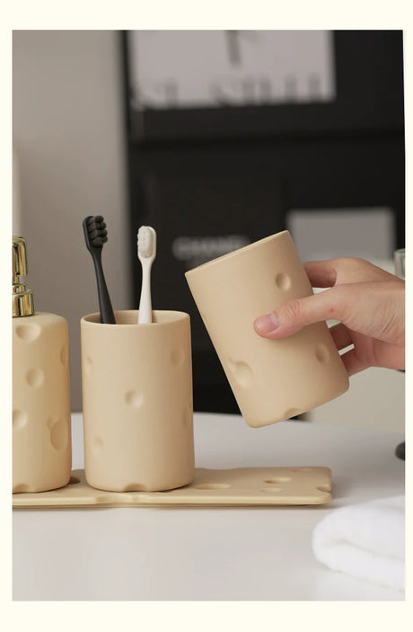 LENYVASEN Amara Mouthwash Cup Set from LENYVASEN