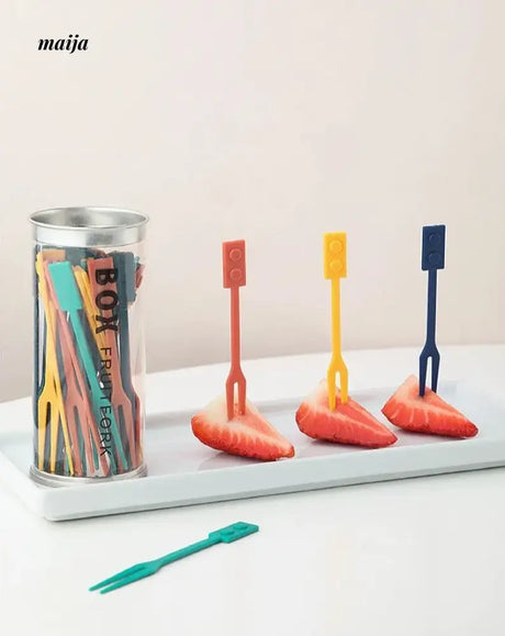 LIVETAI Children's Cute Plastic Dessert Cutlery Set from maija
