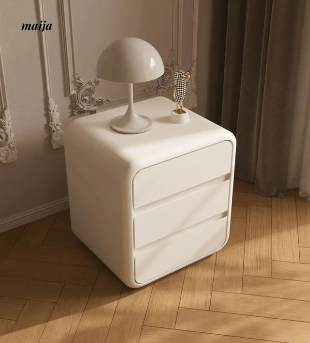 Windsor Bedside Table from maija