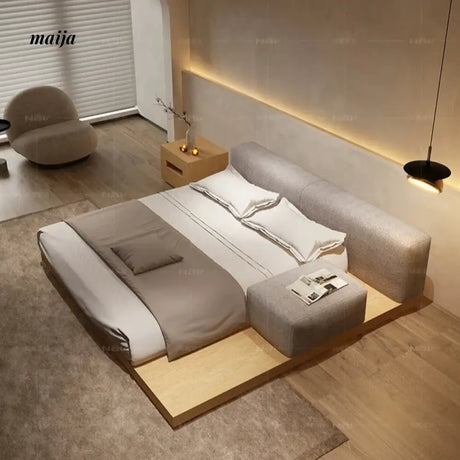 NAVI Victoria Bed from NAVI