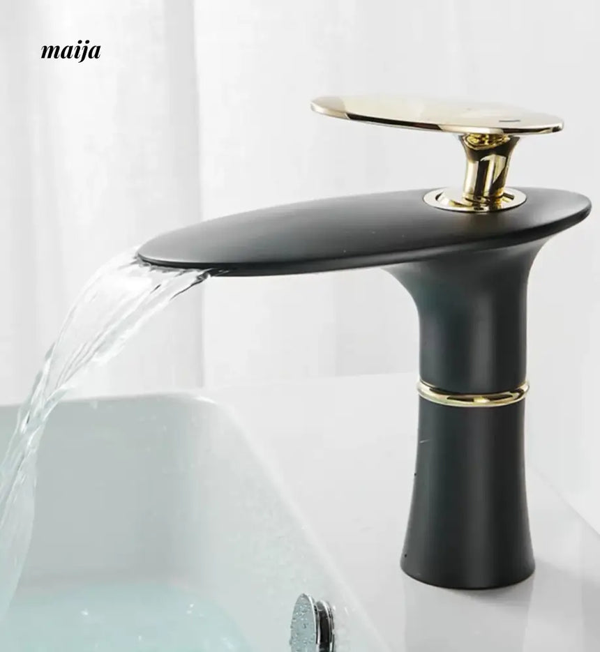 Flying Saucer Copper Waterfall Basin Faucet from Kaiyashi