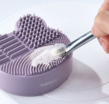 Wet and Dry Makeup Brush Cleaner from MERBATSY