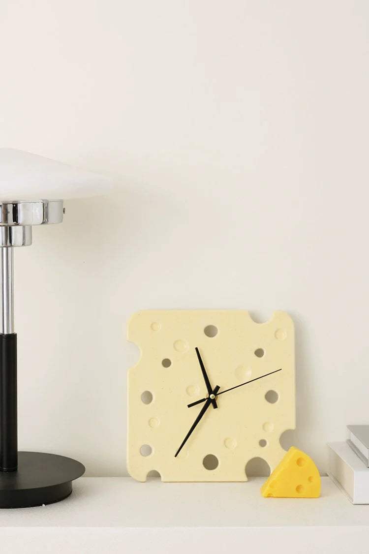 LENYVASEN Sienna Elegant Ceramic Watch Decor from LENYVASEN