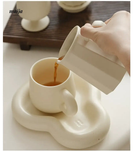 WENSHUO Cream Ceramic Coffee Pot Set from WENSHUO