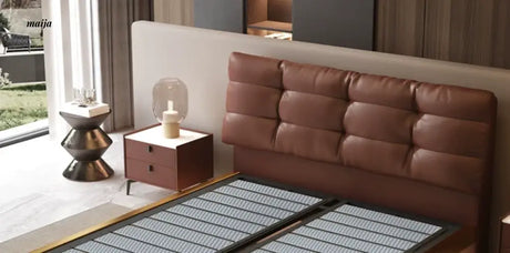 Gianluca Suspended Leather Bed from Kaiyashi