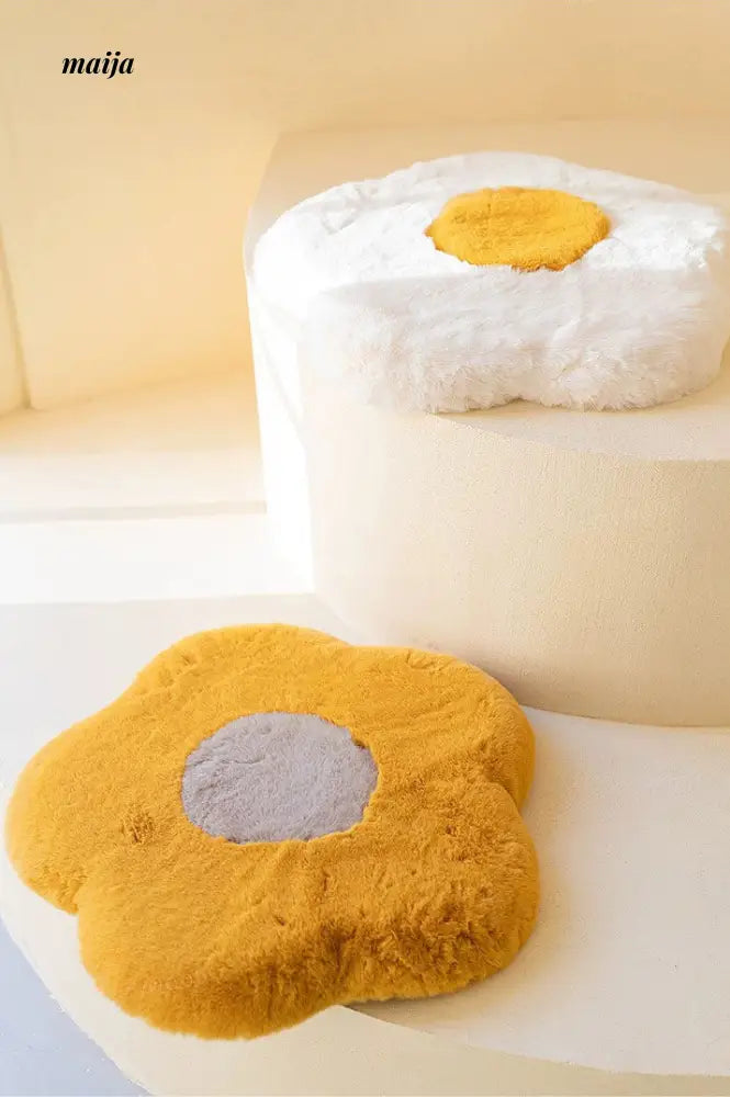 Daisy Fluffy Cushion from maija