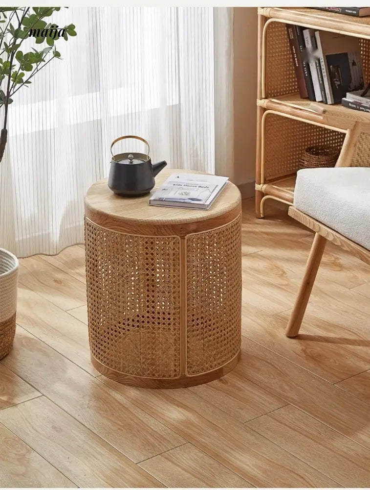 19 DREAM SPACE Round Coffee Table with Storage from 19 DREAM SPACE