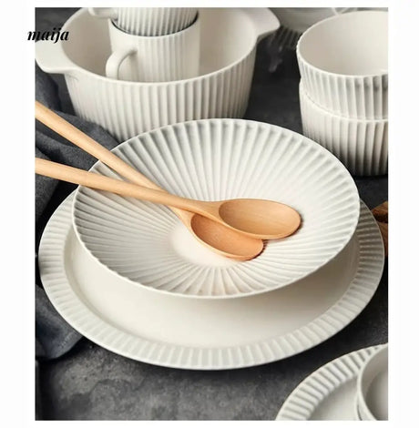 MOSE Ink-Color Straw Hat Dish from MOSE