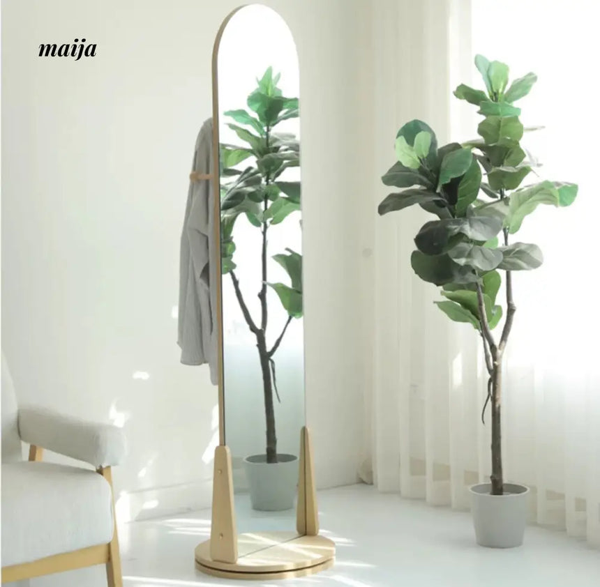 OGI NO RYOHIN Full-Body Mirror with Cave Plate Stand from OGI NO RYOHIN