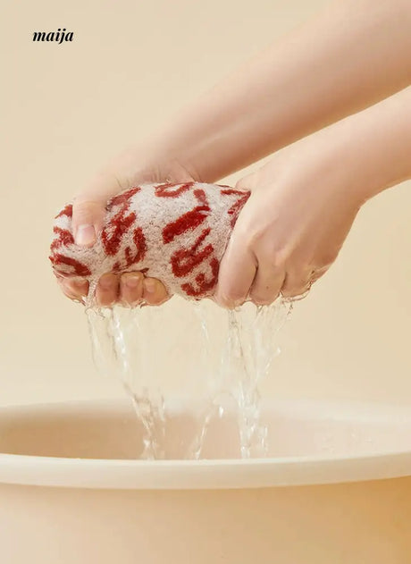 Love Heart Face Towel from Nuanyou