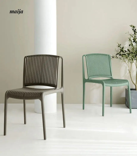 Demi Plastic Dining Chairs from Zecai