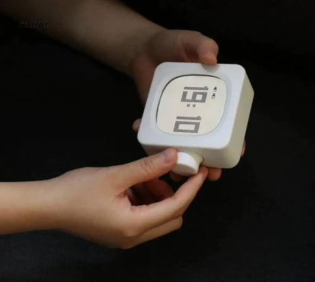 MUID Simple Alarm Clock from maija