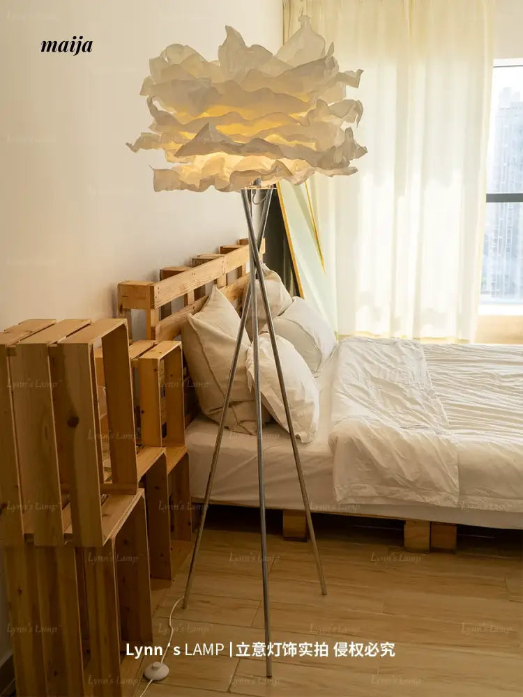 LYNN Japanese Origami Floor Lamp from Lynn's Lamp