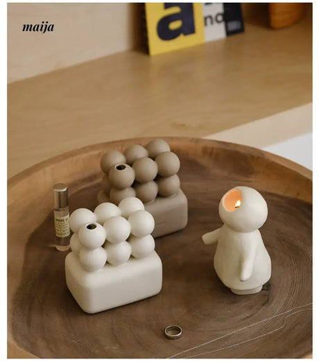 WENSHUO Mini Ball Ceramic Desktop Vase from maija