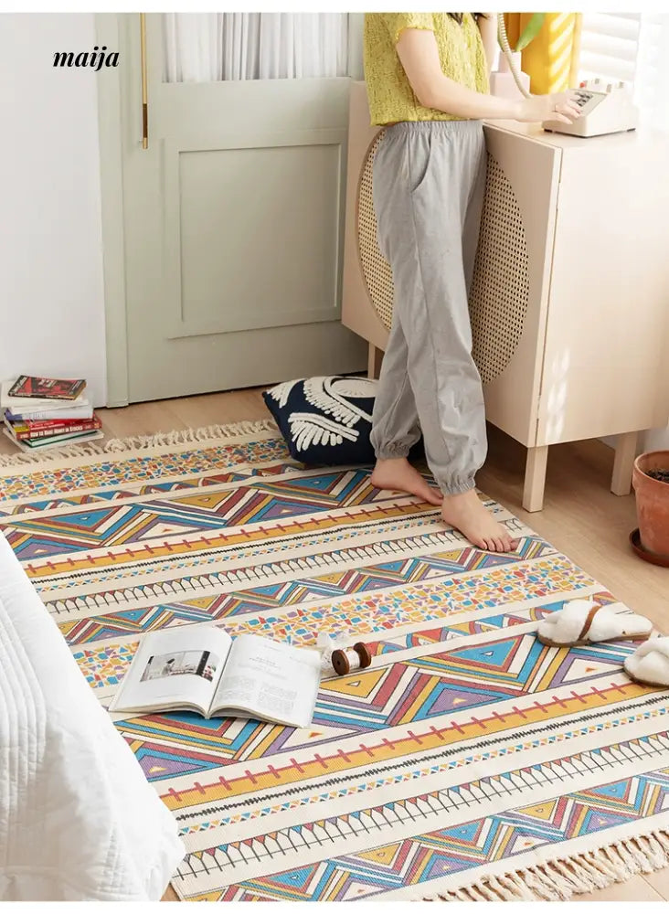 MAN YUE HOME Advanced Retro Carpet for Scandinavian Coffee Tables from MAN YUE HOME