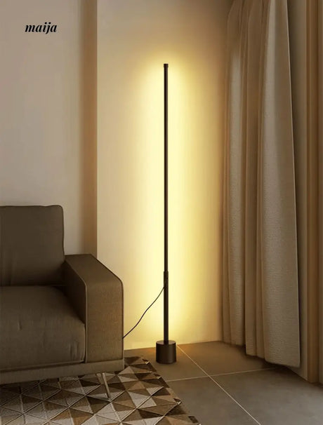 Vertical Lamp from maija