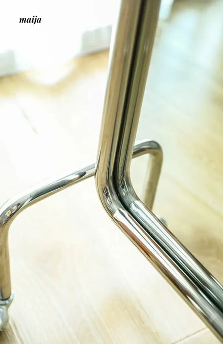 MOODSTORM Adjustable Full-Body Mirror from Kaiyashi