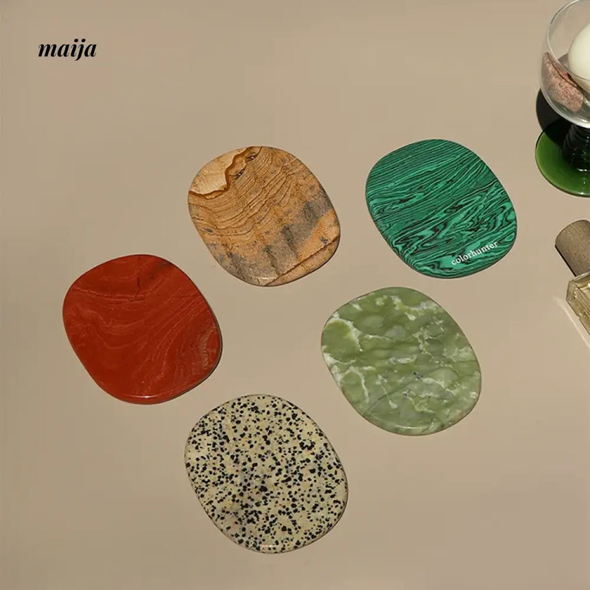COLOURHUNTER Stone Coan Natural Stone Jewelry Plate from maija