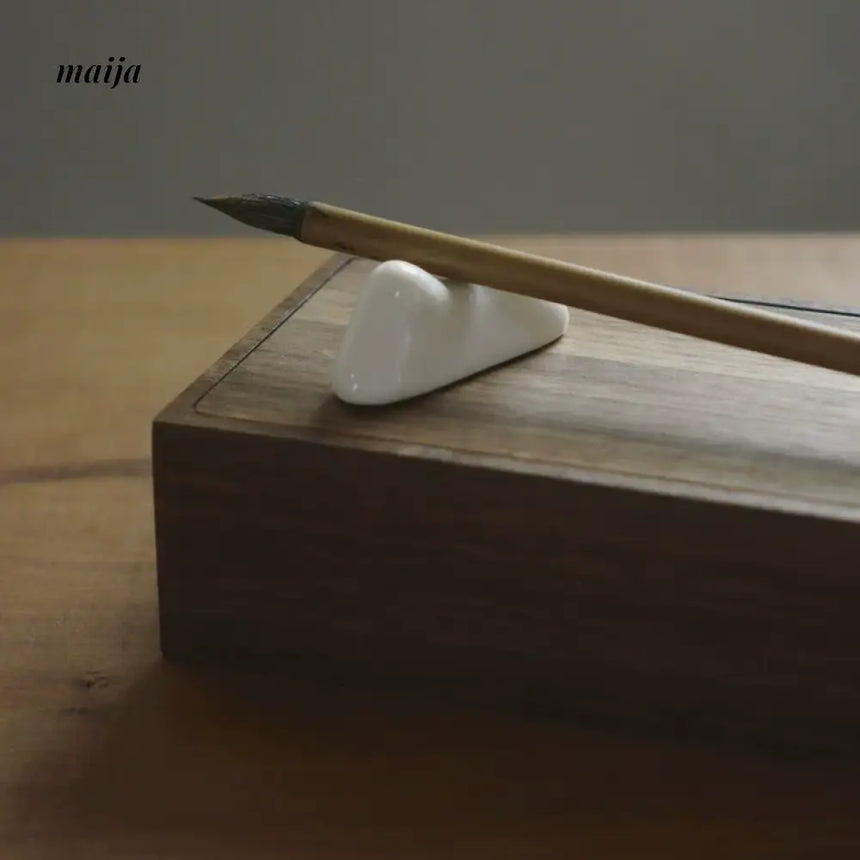 MUMO Max Walnut Solid Wood Brush Box from MUMO
