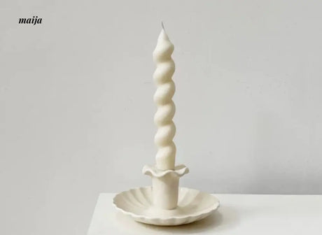 COLOURHUNTER Retro Pilsan Spiral Candle from maija